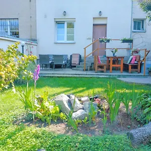 Duplex With Garden Praha
