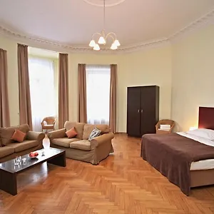 Апартаменты River View, Прага
